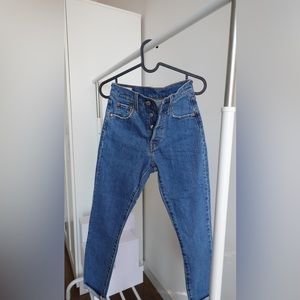 Levi’s jeans 501 skinny size W 23 L28 brand new without tag. Never worn.